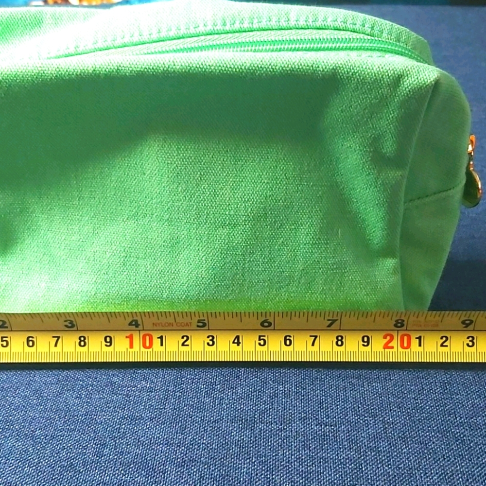 Cosmetics bag - Picture 2 of 5